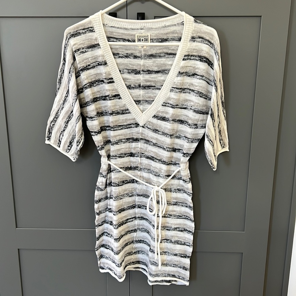 {Converse}Sz XS Veck Gray/Blk/Wht Sweater Dress w/Waist Tie & Raglon Sleeve